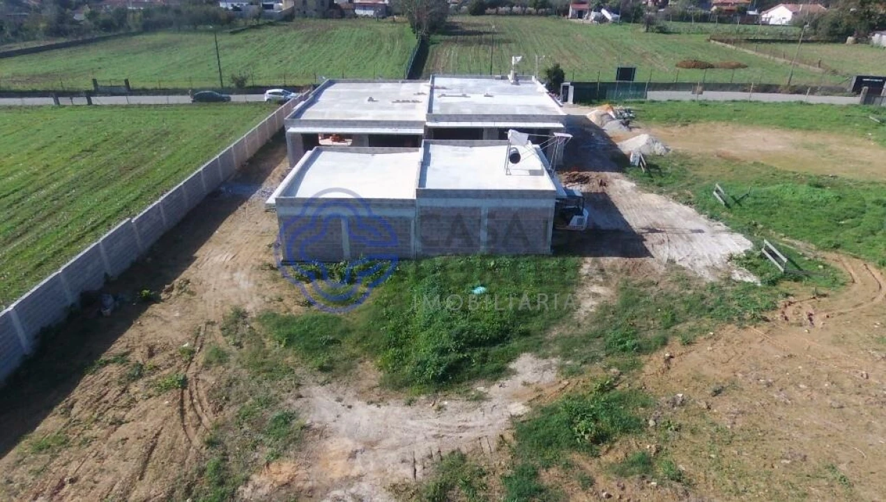 Moradia T3 para Venda em São Miguel do Souto e Mosteirô Foto 32