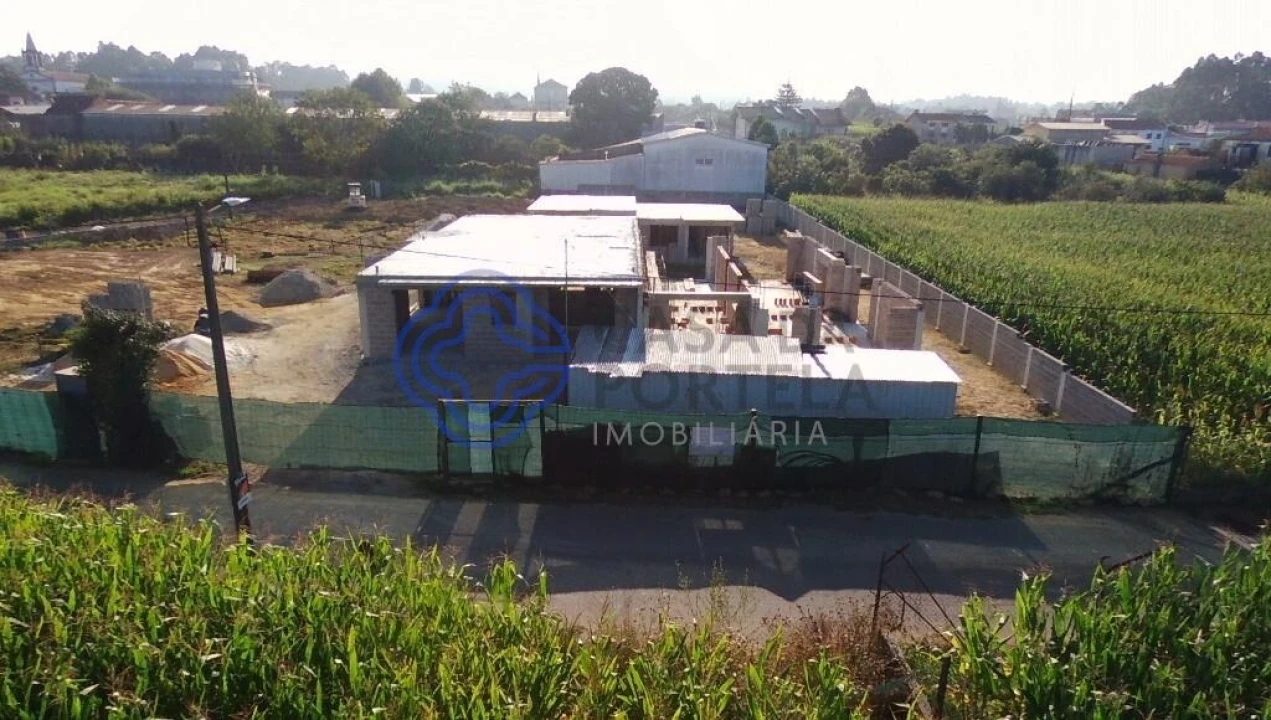 Moradia T3 para Venda em São Miguel do Souto e Mosteirô Foto 14