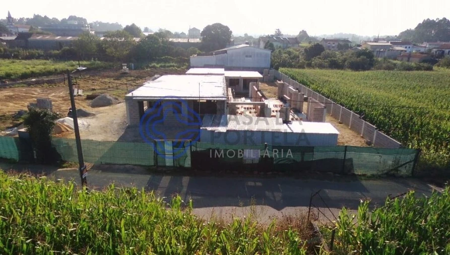 Moradia T3 para Venda em São Miguel do Souto e Mosteirô Foto 13