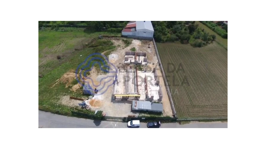 Moradia T3 para Venda em São Miguel do Souto e Mosteirô Foto 12