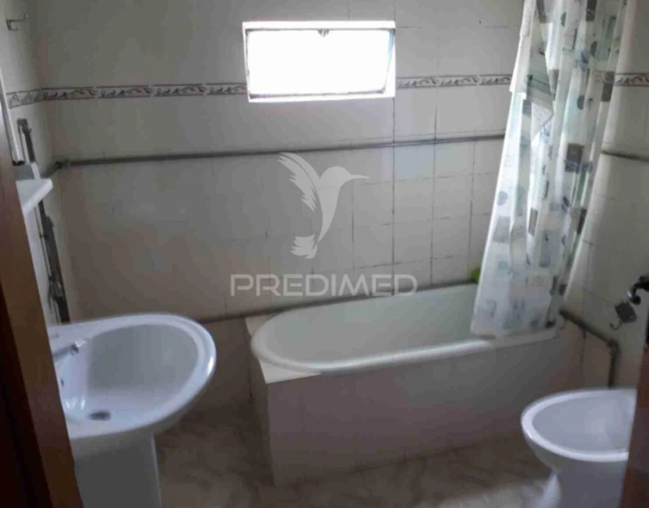 Garagem para Venda em Achete, Azoia de Baixo e Póvoa de Santarém Foto 2