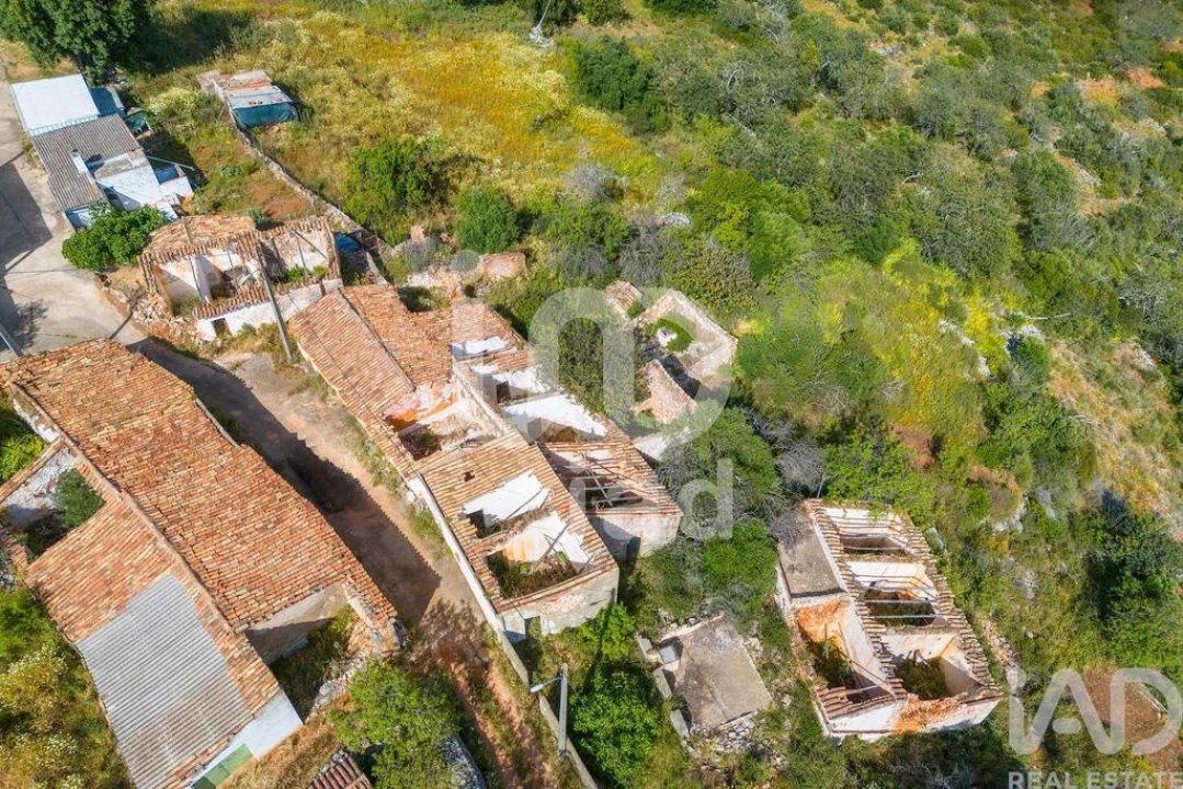 Moradia T2 para Venda em Alte Foto 7