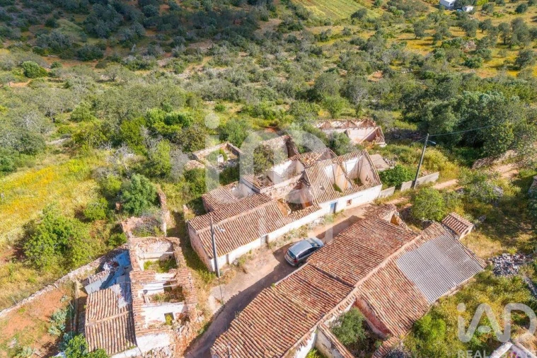 Moradia T2 para Venda em Alte Foto 2