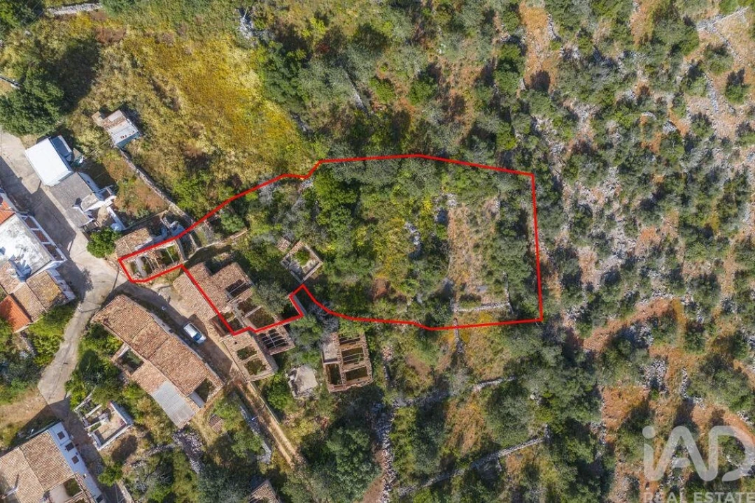 Moradia T2 para Venda em Alte Foto 3