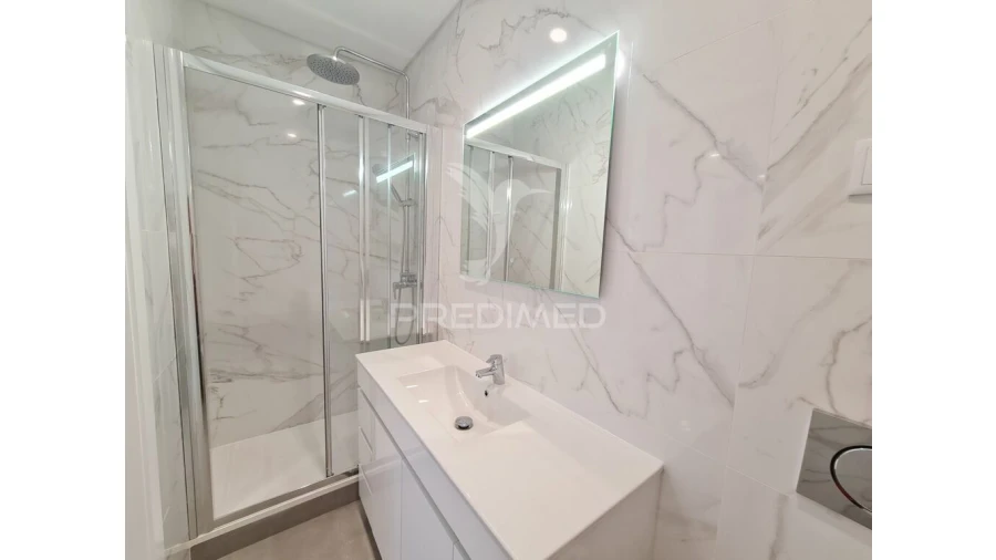 Apartamento T2 para Venda em Benfica Foto 20
