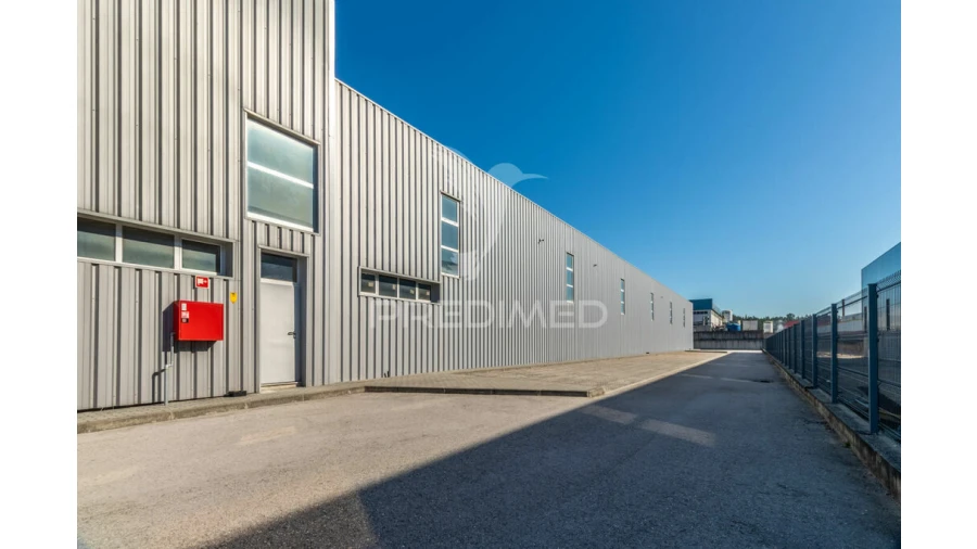 Armazém para Venda em Coz, Alpedriz e Montes Foto 1