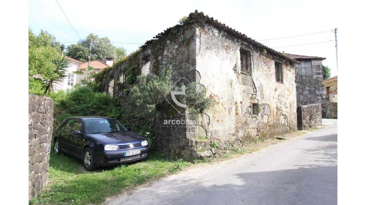 Moradia T3 para Venda em Bárrio e Cepões Foto 15