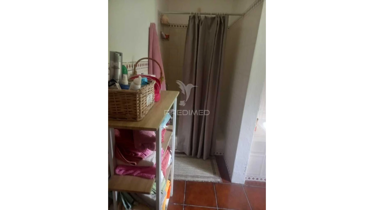 Moradia T3 para Venda em Terra Chã Foto 18