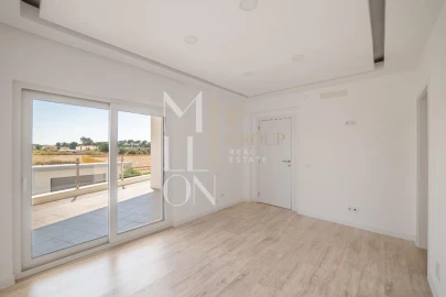 Moradia T4 para Venda em Azeitão (São Lourenço e São Simão)