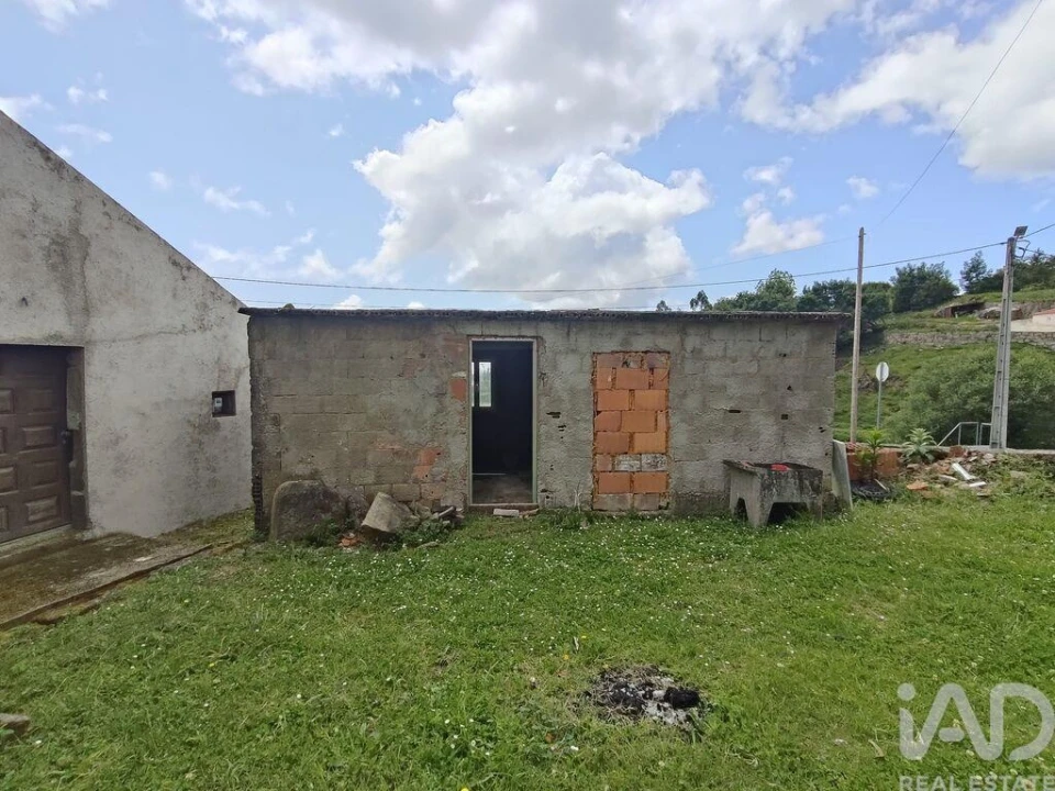 Moradia T2 para Venda em Sopo Foto 17