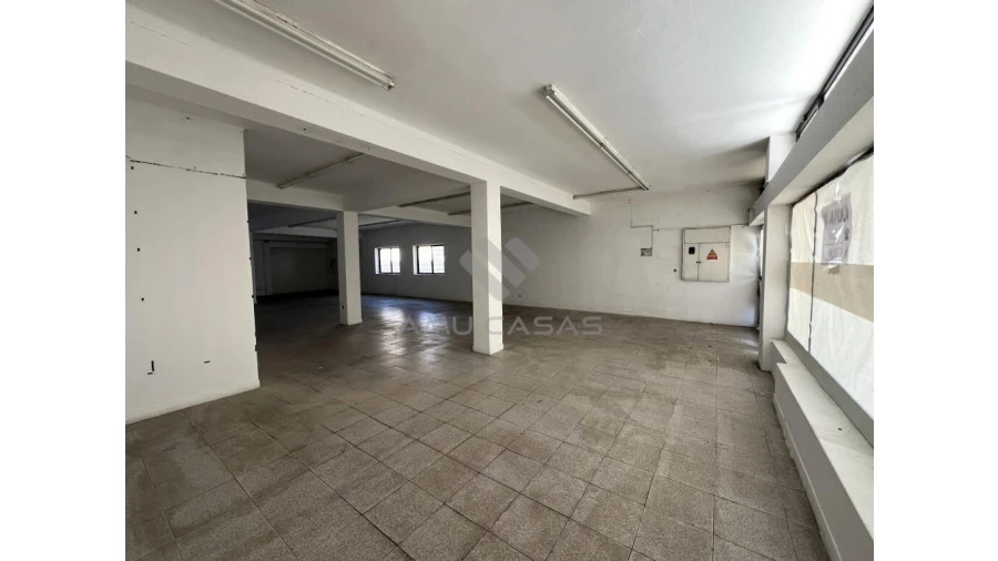 Loja para Arrendamento em Beduído e Veiros Foto 4