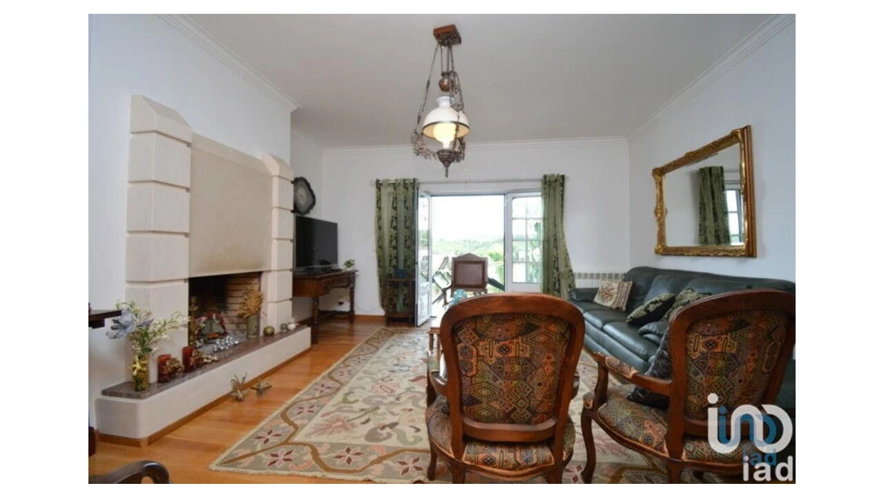 Moradia T5 para Venda em Castanheira de Pêra e Coentral Foto 11