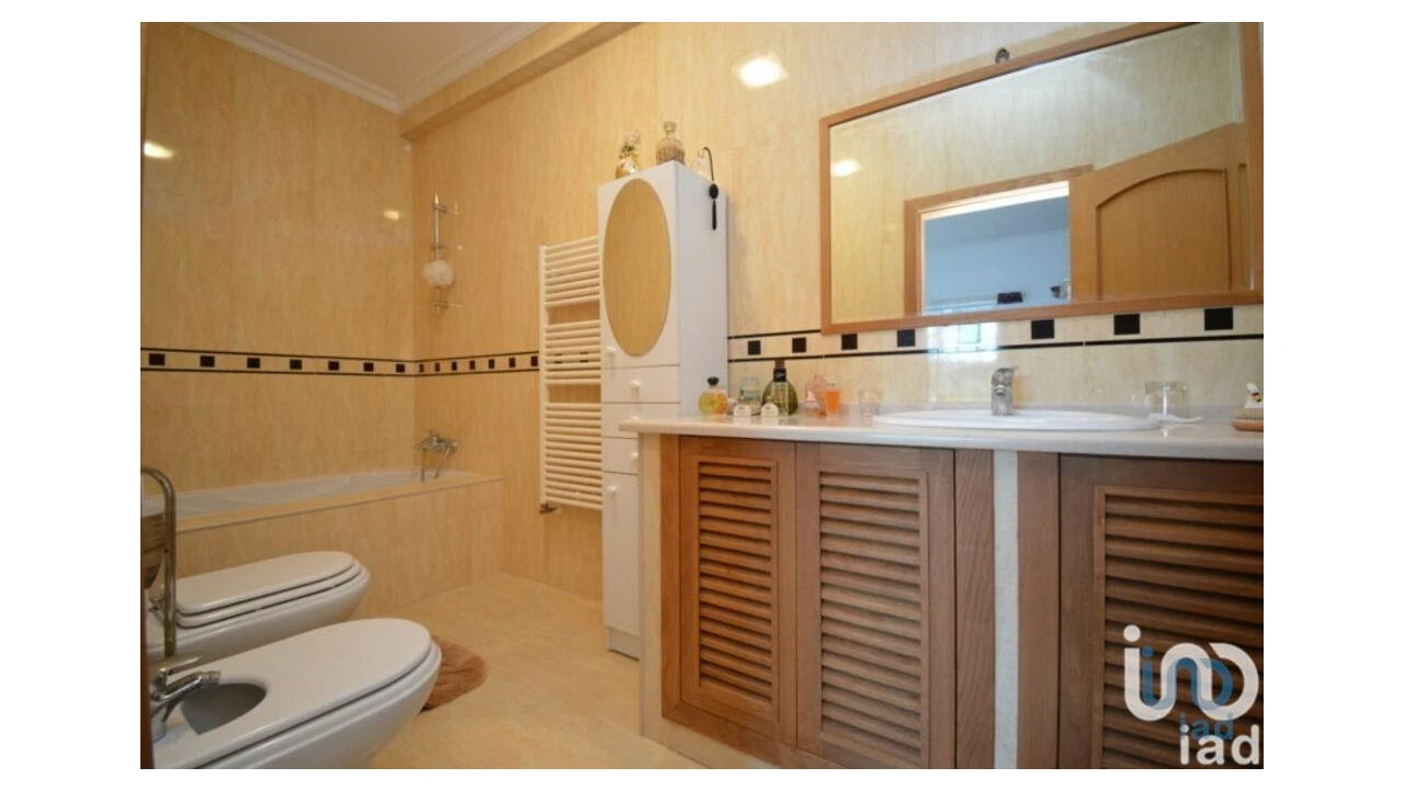 Moradia T5 para Venda em Castanheira de Pêra e Coentral Foto 8