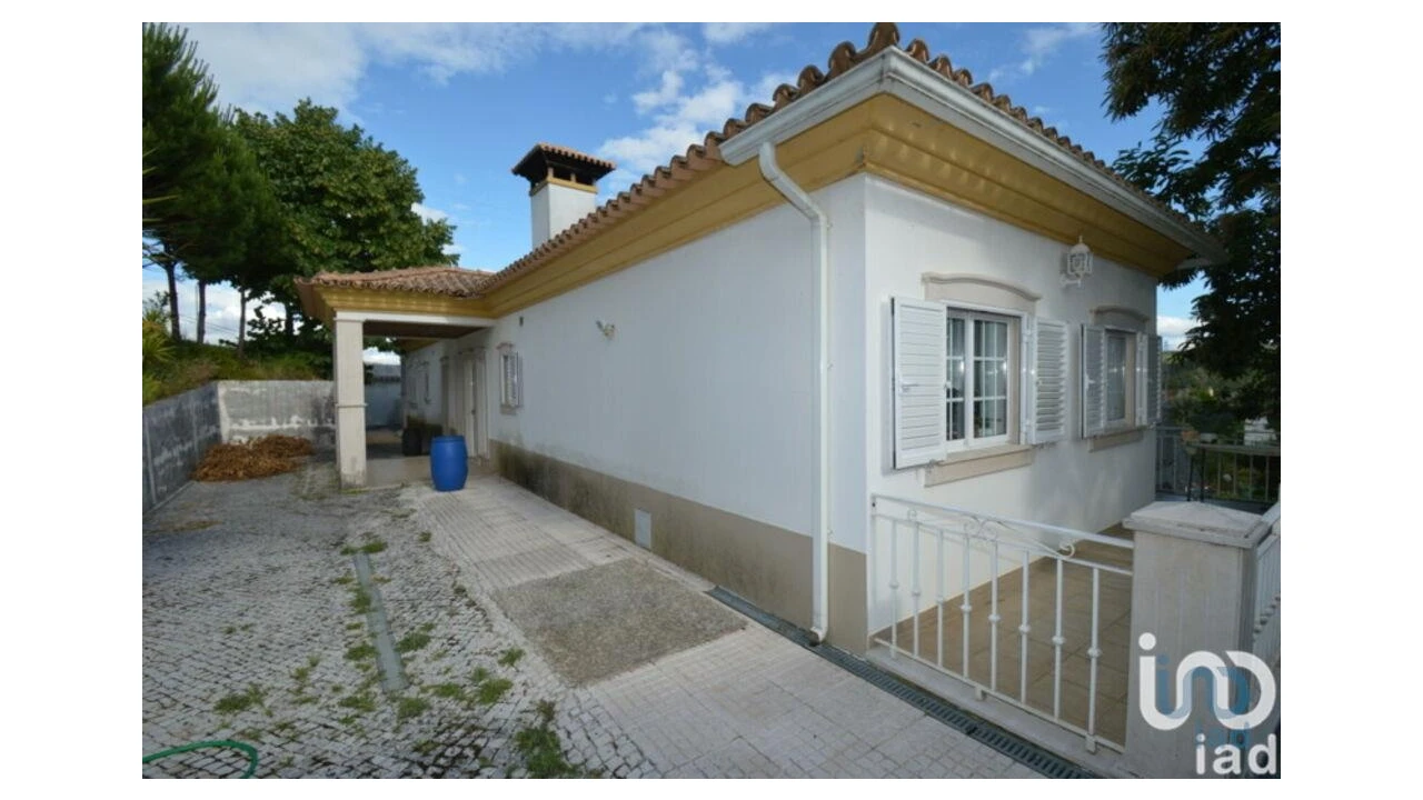 Moradia T5 para Venda em Castanheira de Pêra e Coentral Foto 15