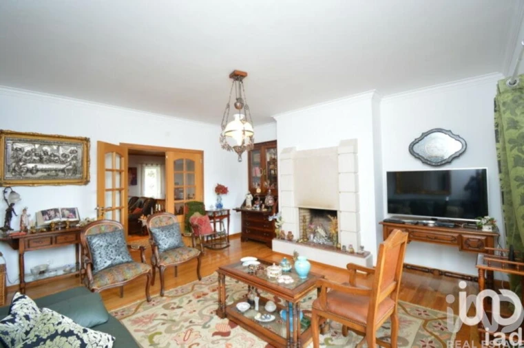 Moradia T5 para Venda em Castanheira de Pêra e Coentral Foto 19