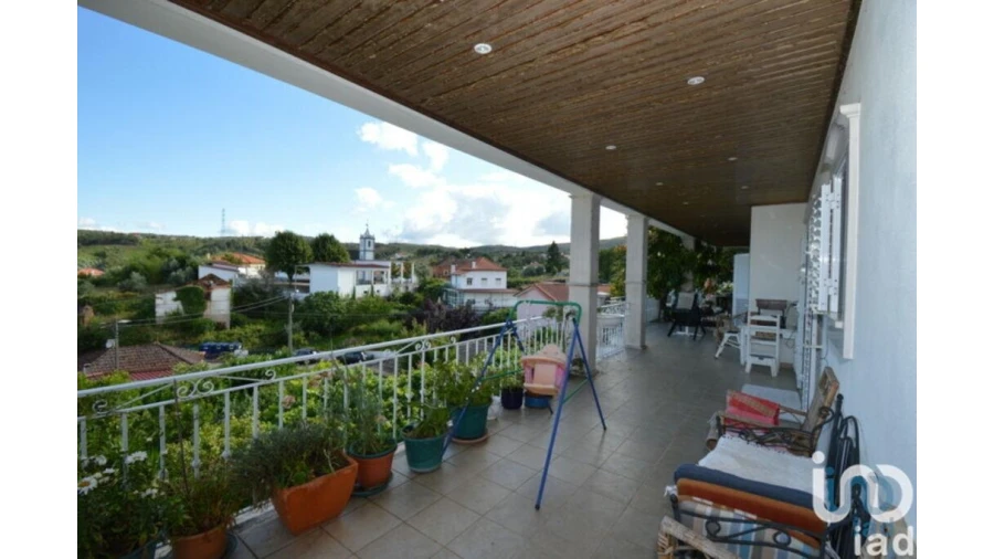 Moradia T5 para Venda em Castanheira de Pêra e Coentral Foto 13