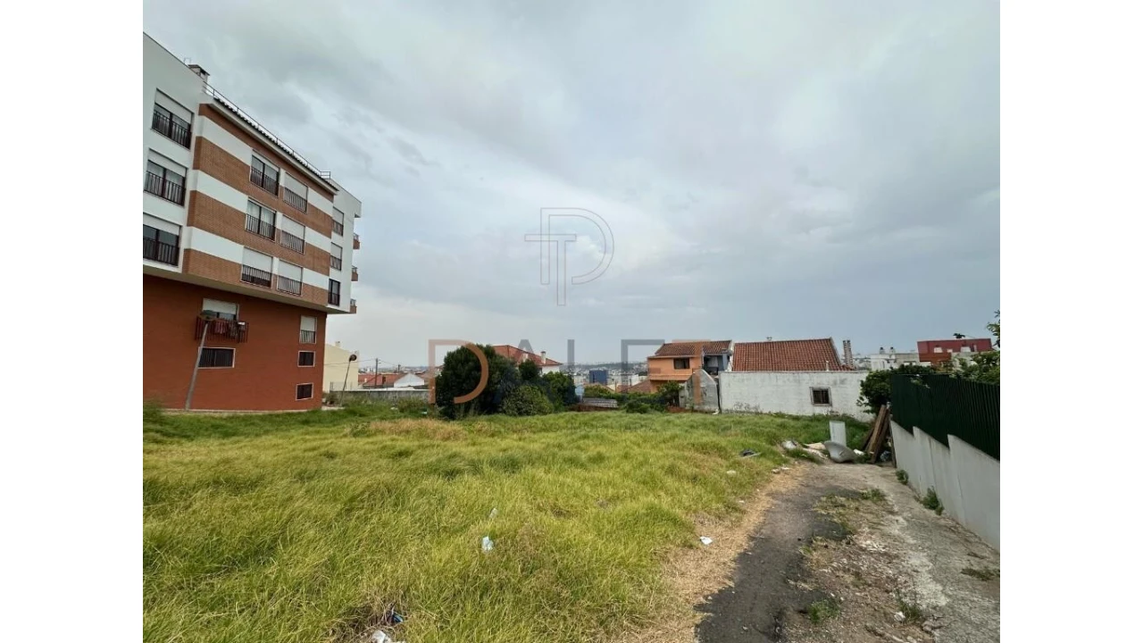 Terreno para Venda em Mina de Água Foto 1