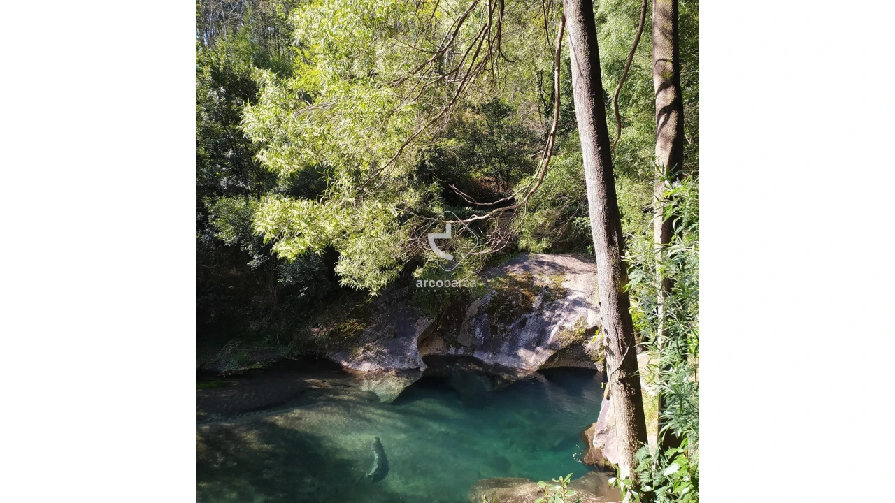 Moradia T4 para Venda em Labruja Foto 75