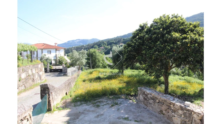 Moradia T4 para Venda em Labruja Foto 30