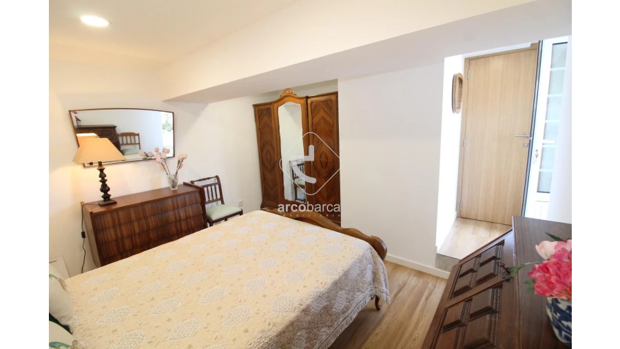 Moradia T4 para Venda em Labruja Foto 35