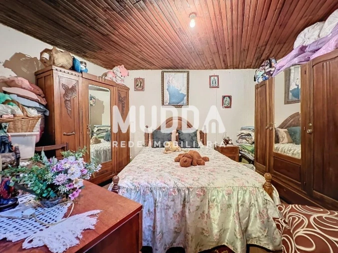 Moradia T2 para Venda em Babe Foto 7