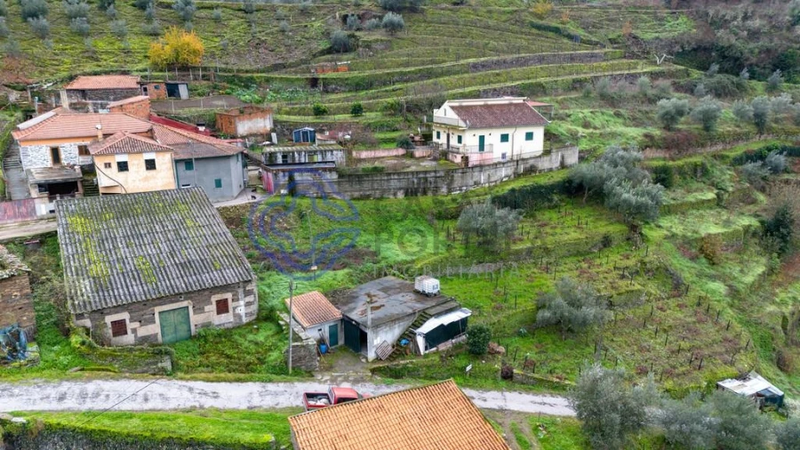 Armazém para Venda em Nogueira e Ermida