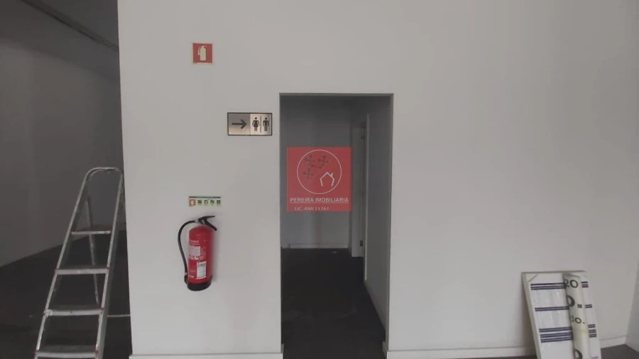 Loja para Arrendamento em Barcelos, V.Boa, V.Frescainha Foto 22