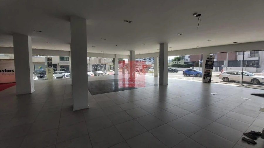 Loja para Arrendamento em Barcelos, V.Boa, V.Frescainha Foto 1