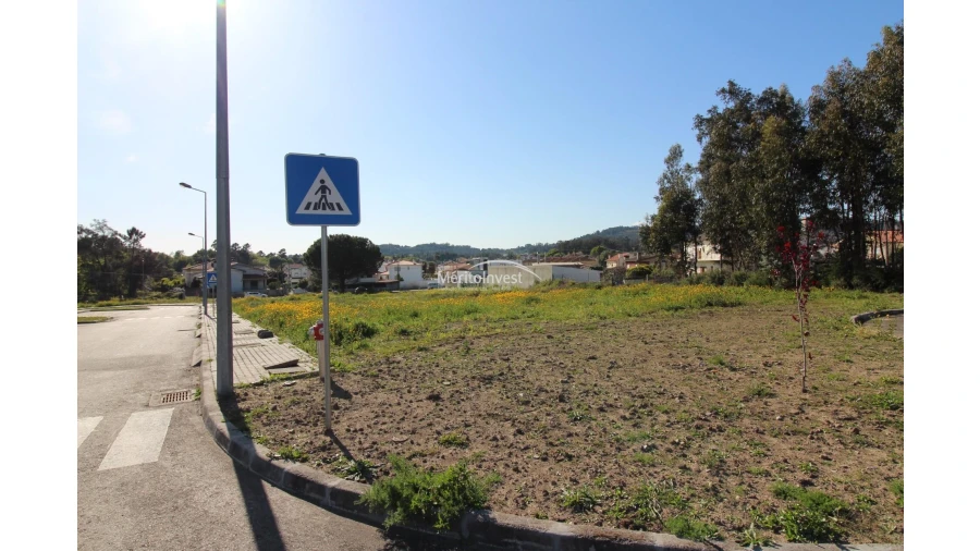 Terreno para Venda em Loureira Foto 13