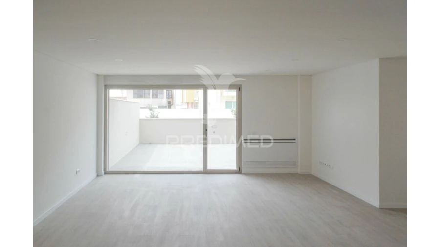 Apartamento T5 para Venda em Gafanha da Encarnação Foto 4