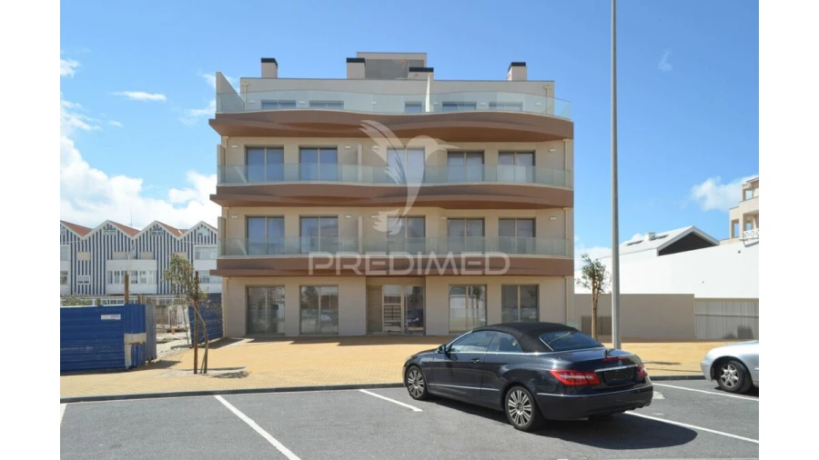 Apartamento T5 para Venda em Gafanha da Encarnação Foto 19