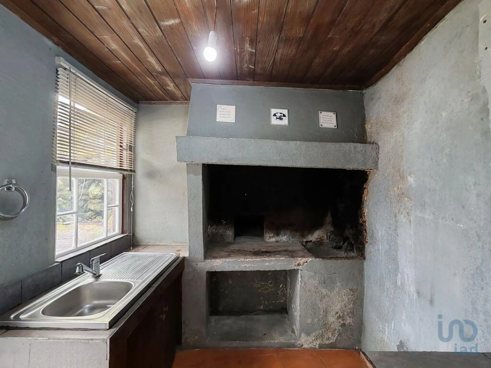 Moradia T3 para Venda em Lajes do Pico Foto 15