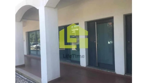 Loja para Venda em São Vicente da Beira