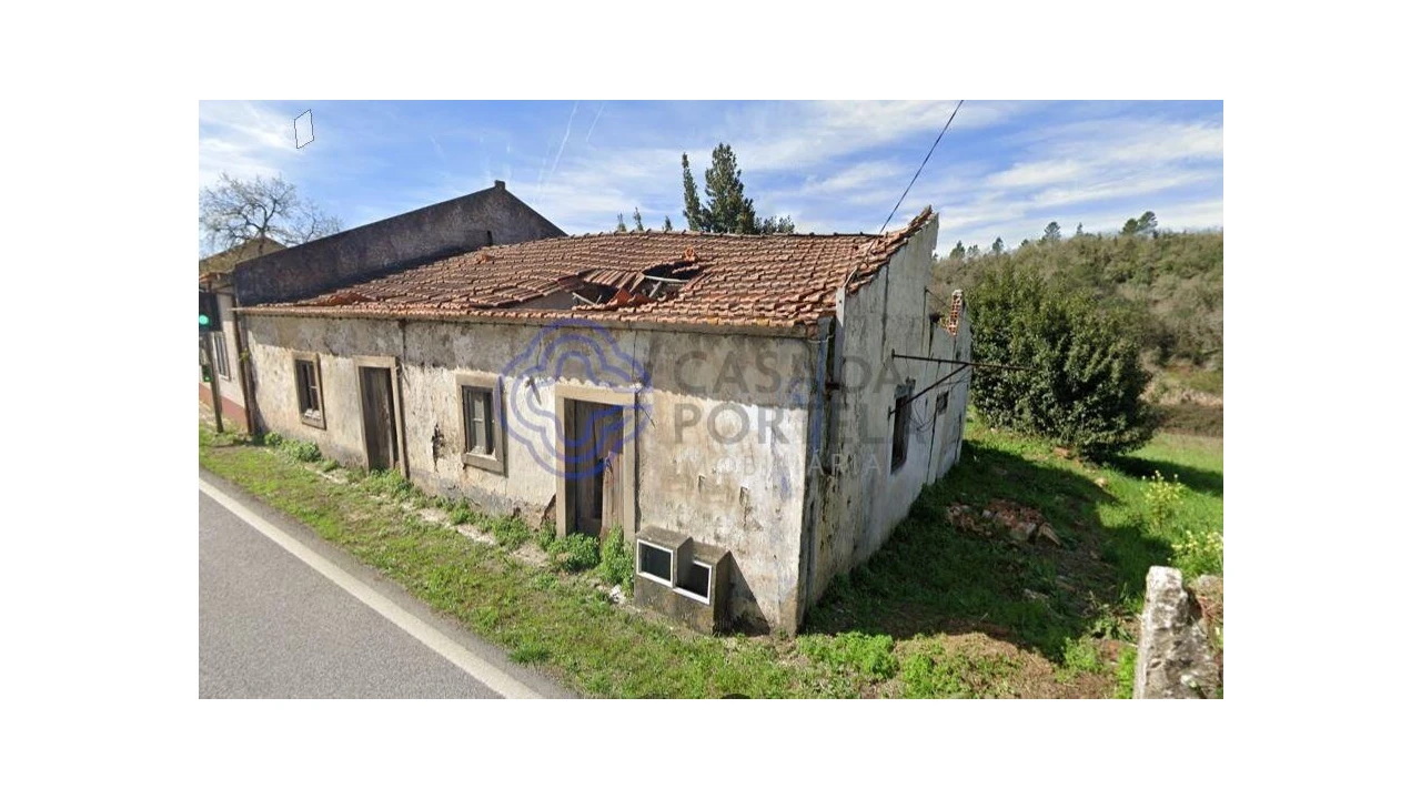 Moradia T3 para Venda em Casais e Alviobeira Foto 14