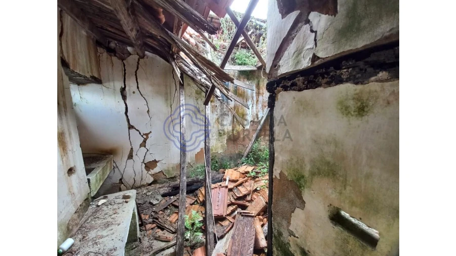 Moradia T3 para Venda em Casais e Alviobeira Foto 4