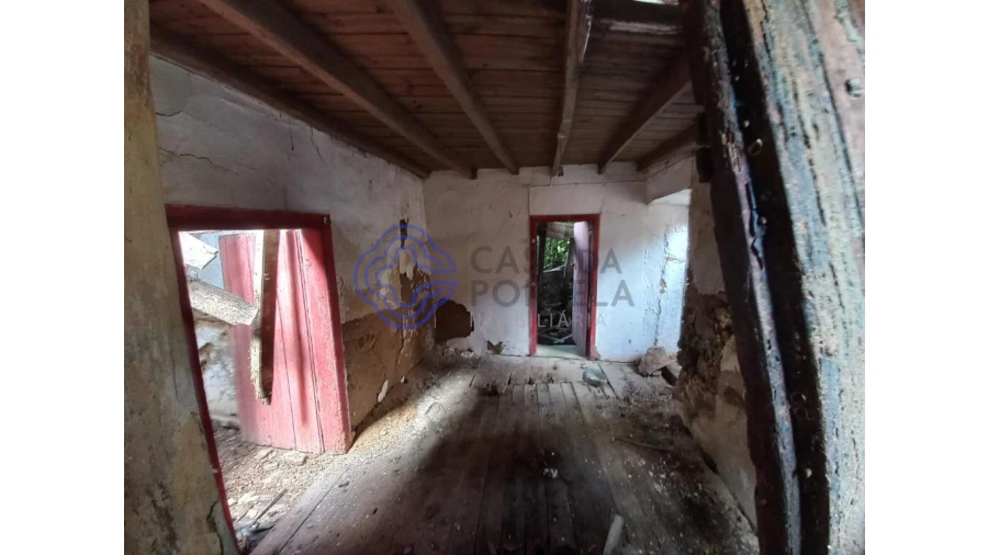 Moradia T3 para Venda em Casais e Alviobeira Foto 9