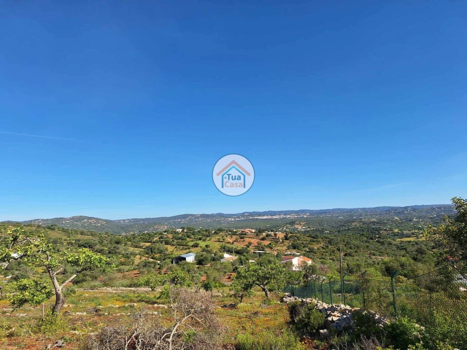 Terreno para Venda em Faro (Sé e São Pedro) Foto 1