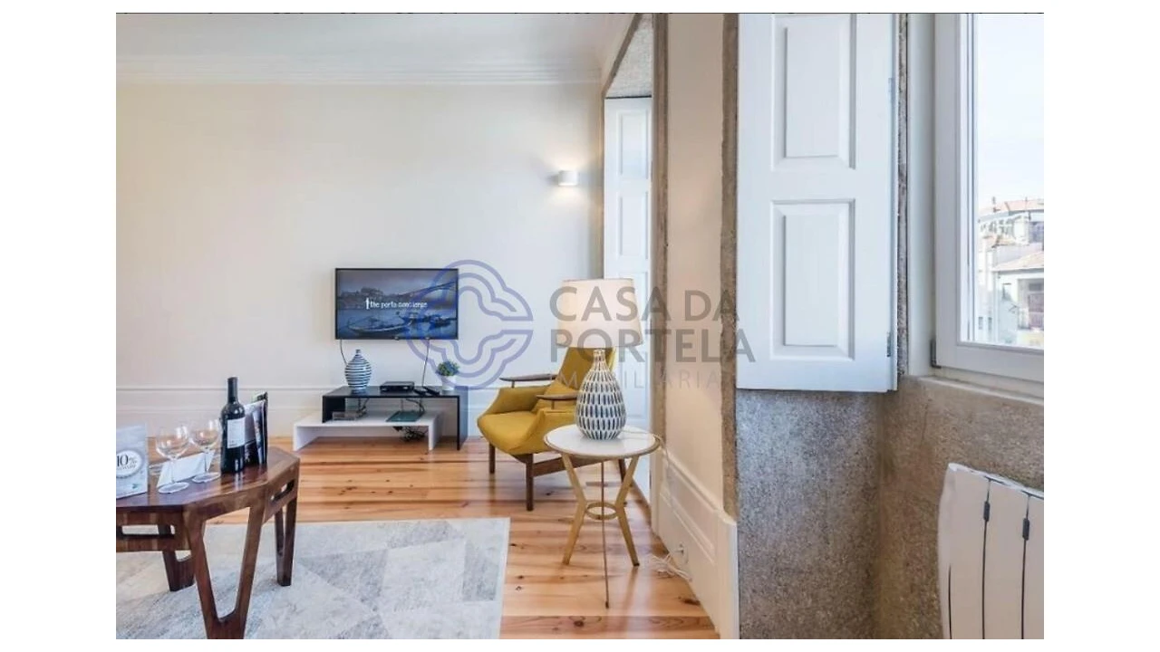 Apartamento T1 para Venda em Cedofeita, Santo Ildefonso, Sé, Miragaia, São Nicolau e Vitória Foto 3