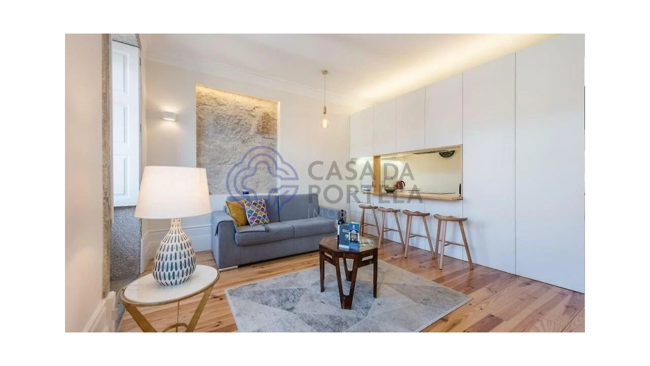 Apartamento T1 para Venda em Cedofeita, Santo Ildefonso, Sé, Miragaia, São Nicolau e Vitória Foto 1