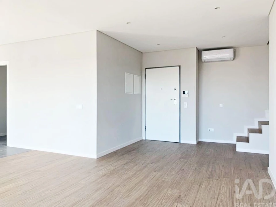 Apartamento T2 para Venda em Montenegro Foto 23