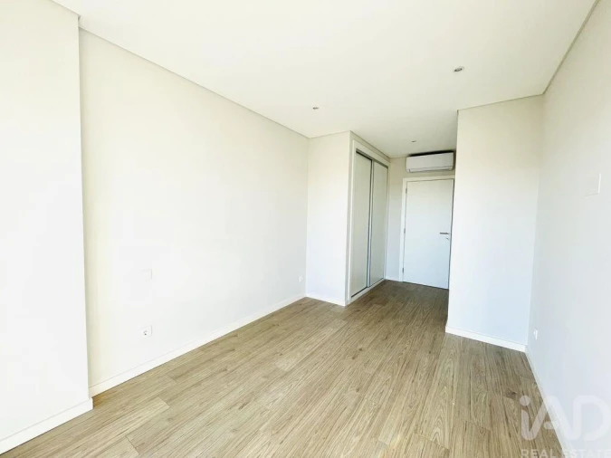 Apartamento T2 para Venda em Montenegro Foto 13