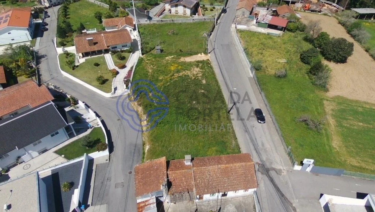 Terreno para Venda em São Miguel do Souto e Mosteirô Foto 8