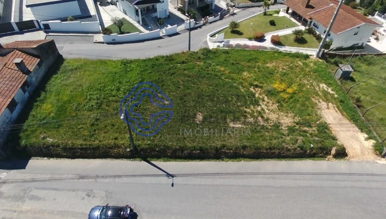 Terreno para Venda em São Miguel do Souto e Mosteirô Foto 2