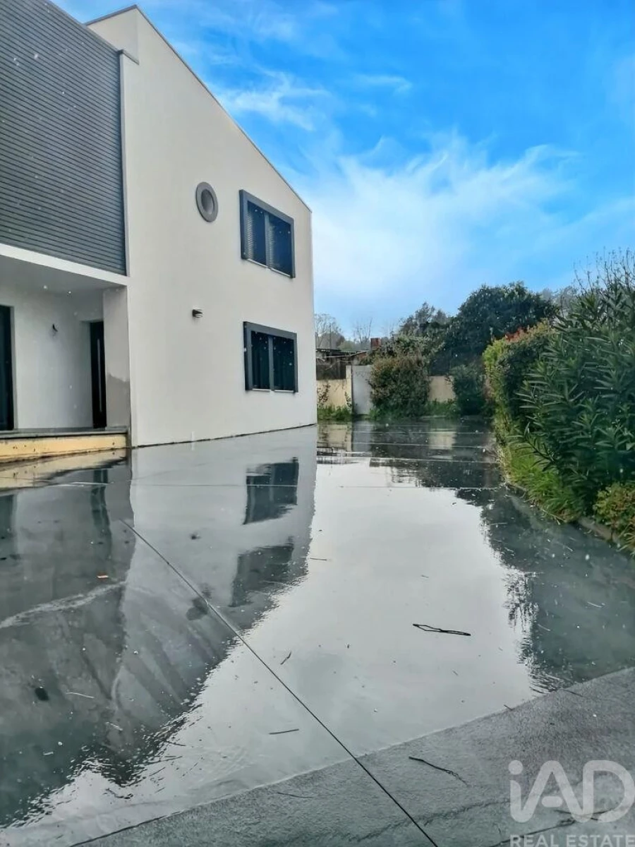 Moradia T4 para Venda em Vale de Anta Foto 6