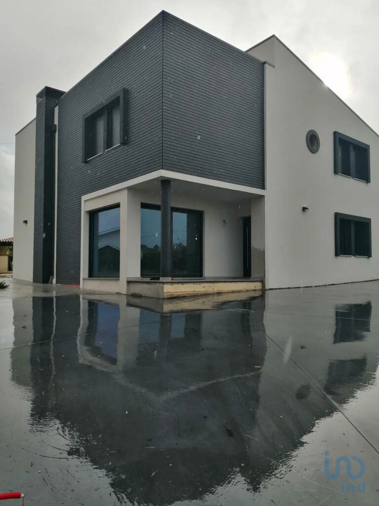 Moradia T4 para Venda em Vale de Anta Foto 1