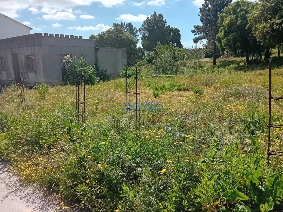 Terreno para Venda em Santo Antonio da Charneca Foto 8