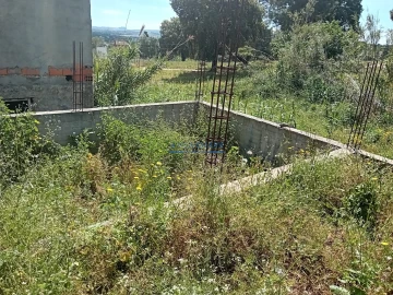 Terreno para Venda em Santo Antonio da Charneca
