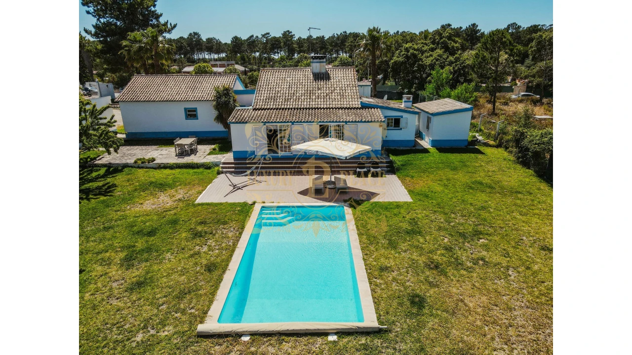 Moradia T4 para Venda em Azeitão (São Lourenço e São Simão) Foto 1