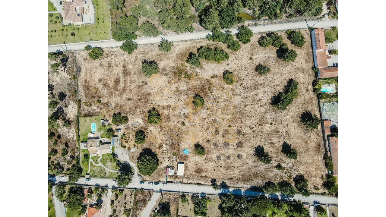 Moradia T4 para Venda em Azeitão (São Lourenço e São Simão) Foto 2