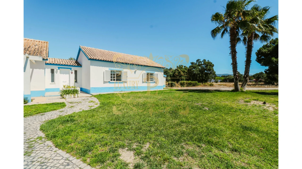 Moradia T4 para Venda em Azeitão (São Lourenço e São Simão) Foto 8